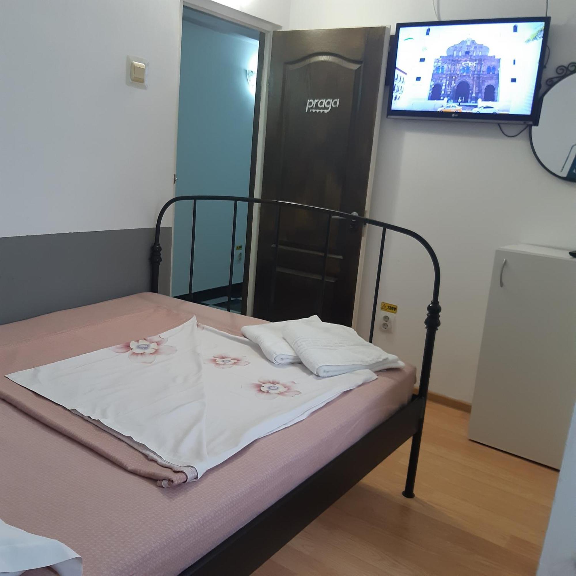 B&B Duo Caffe Bukareszt Zewnętrze zdjęcie